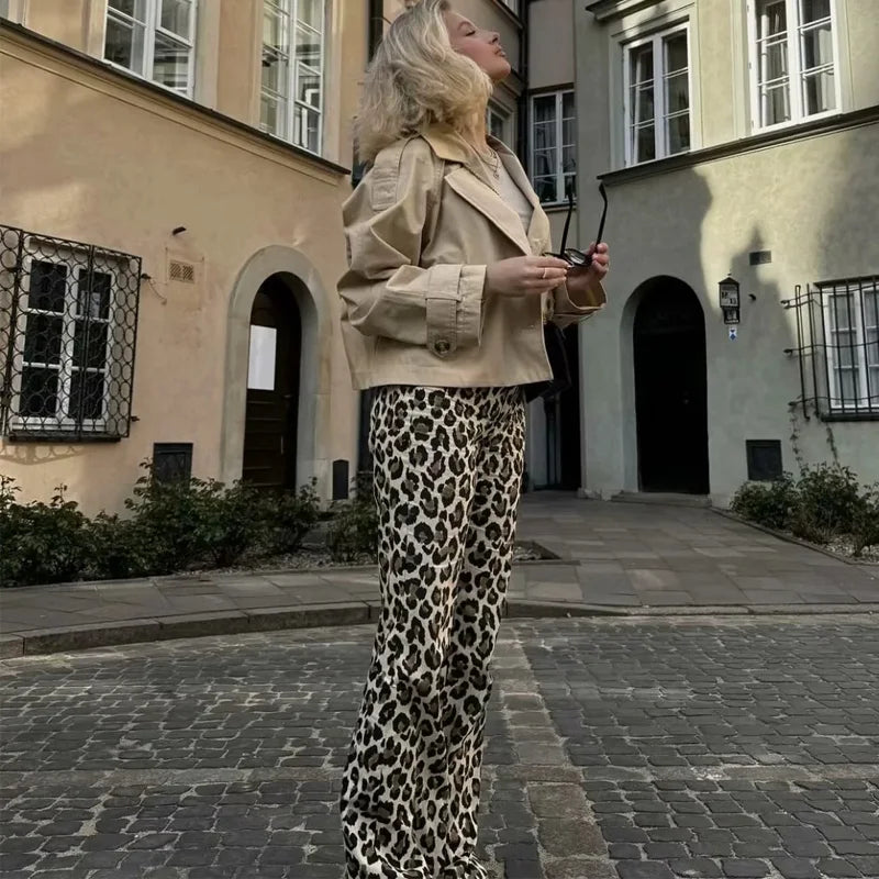 TRAF Calça Cintura Alta Estilo Leopardo